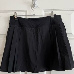 Lululemon Side-Pleat High-Rise Black Tennis Skirt | Size 6